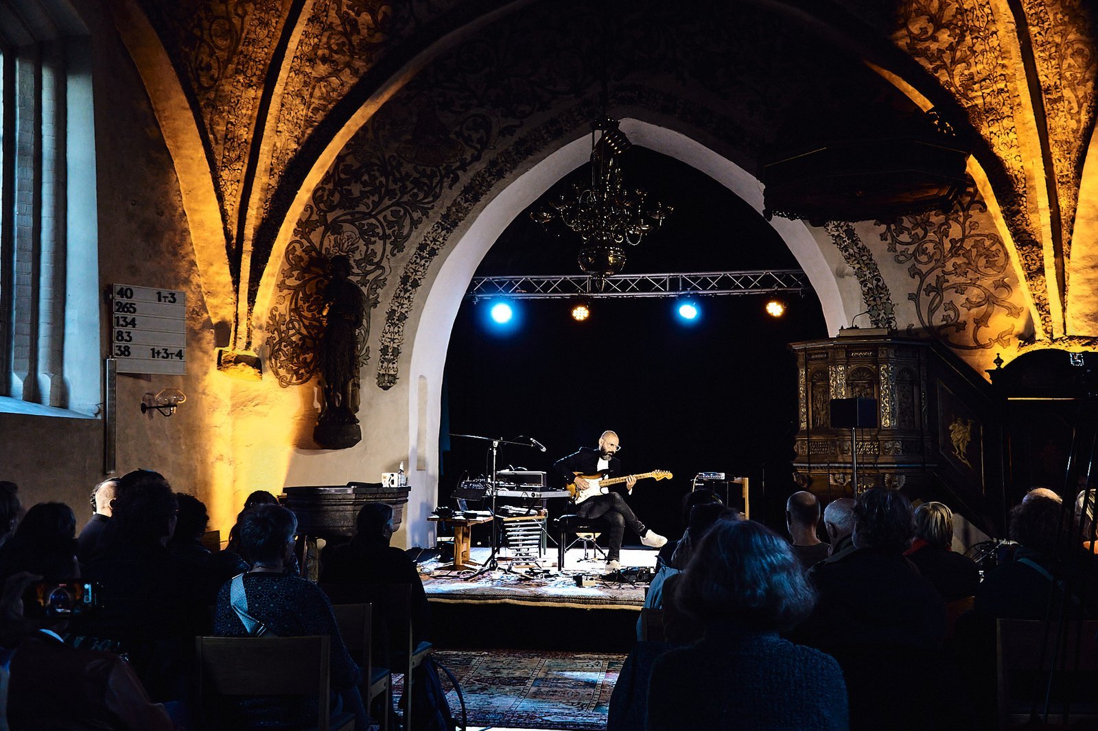 Weltivale 2024, das volle Kirchenschiff